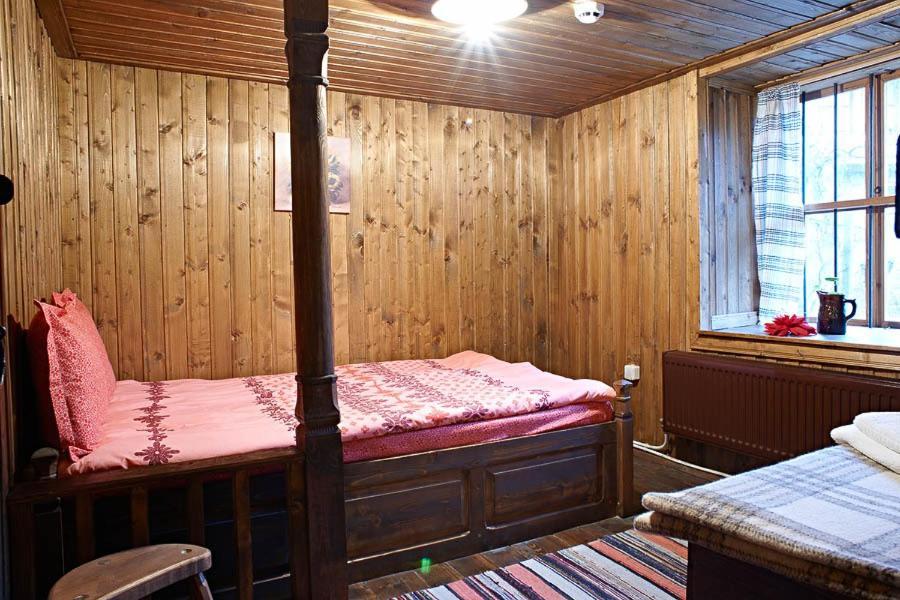 The House With The Vine Guest House Жеравна Экстерьер фото
